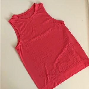 Lulu lemon breeze by muscle tank